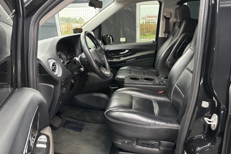 Ponuka vozidiel / Mercedes-Benz V trieda METRIS 2.0 BENZÍN AUTOMAT 7-MIEST - video Ponuka vozidiel / Mercedes-Benz V trieda METRIS 2.0 BENZÍN AUTOMAT 7-MIEST - video