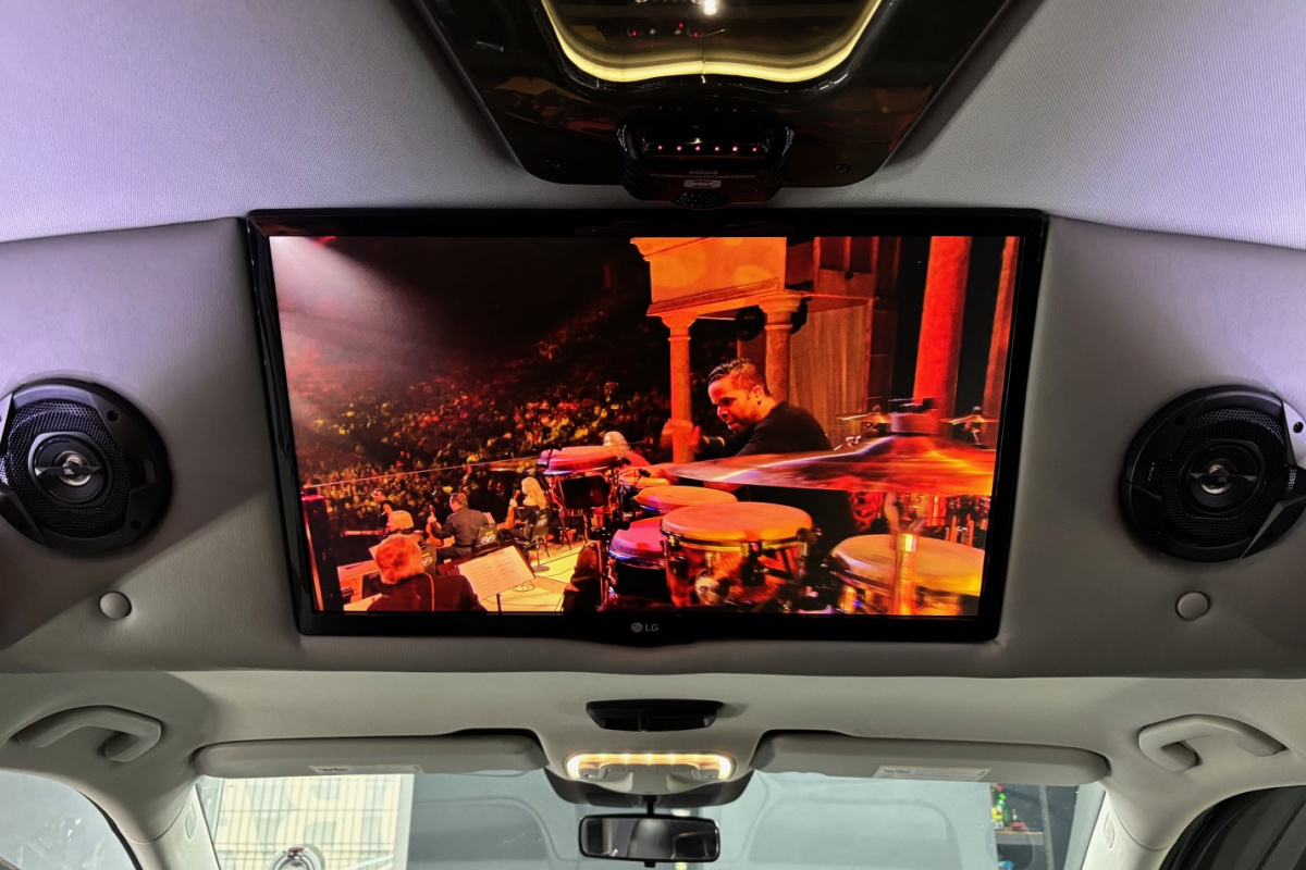 Ponuka vozidiel / Mercedes-Benz V trieda METRIS 2.0 BENZÍN AUTOMAT 7-MIEST - video Ponuka vozidiel / Mercedes-Benz V trieda METRIS 2.0 BENZÍN AUTOMAT 7-MIEST - video