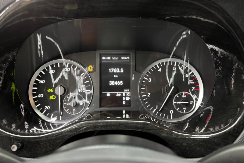  Ponuka vozidiel / Mercedes-Benz V trieda METRIS 2.0 BENZÍN AUTOMAT 7-MIEST - video