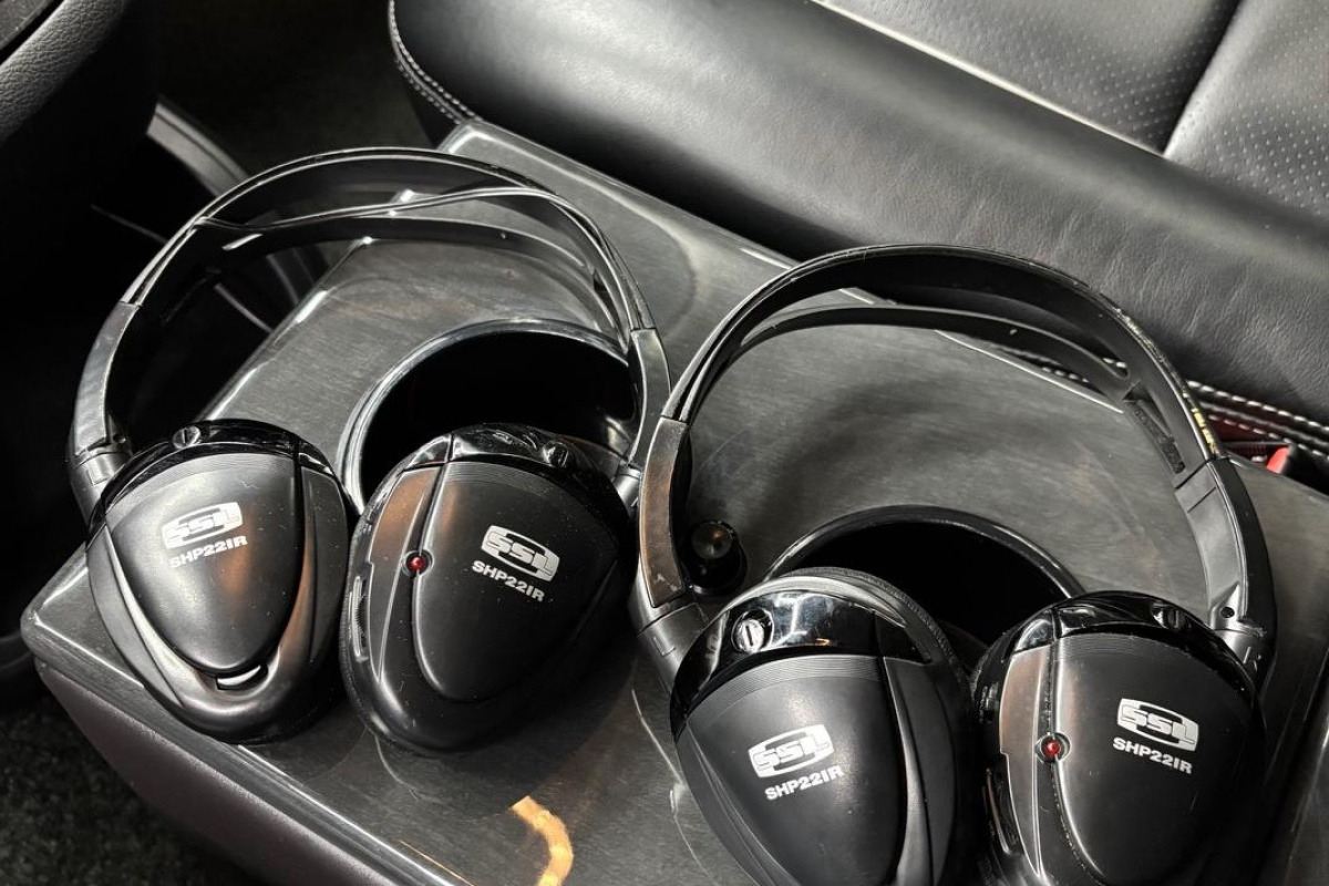 Ponuka vozidiel / Mercedes-Benz V trieda METRIS 2.0 BENZÍN AUTOMAT 7-MIEST - video Ponuka vozidiel / Mercedes-Benz V trieda METRIS 2.0 BENZÍN AUTOMAT 7-MIEST - video