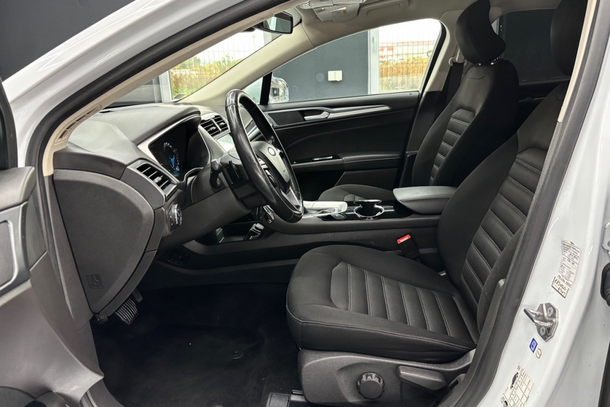 Ponuka vozidiel / Ford Mondeo Combi 2.0 TDCi Duratorq Titanium A/T - video