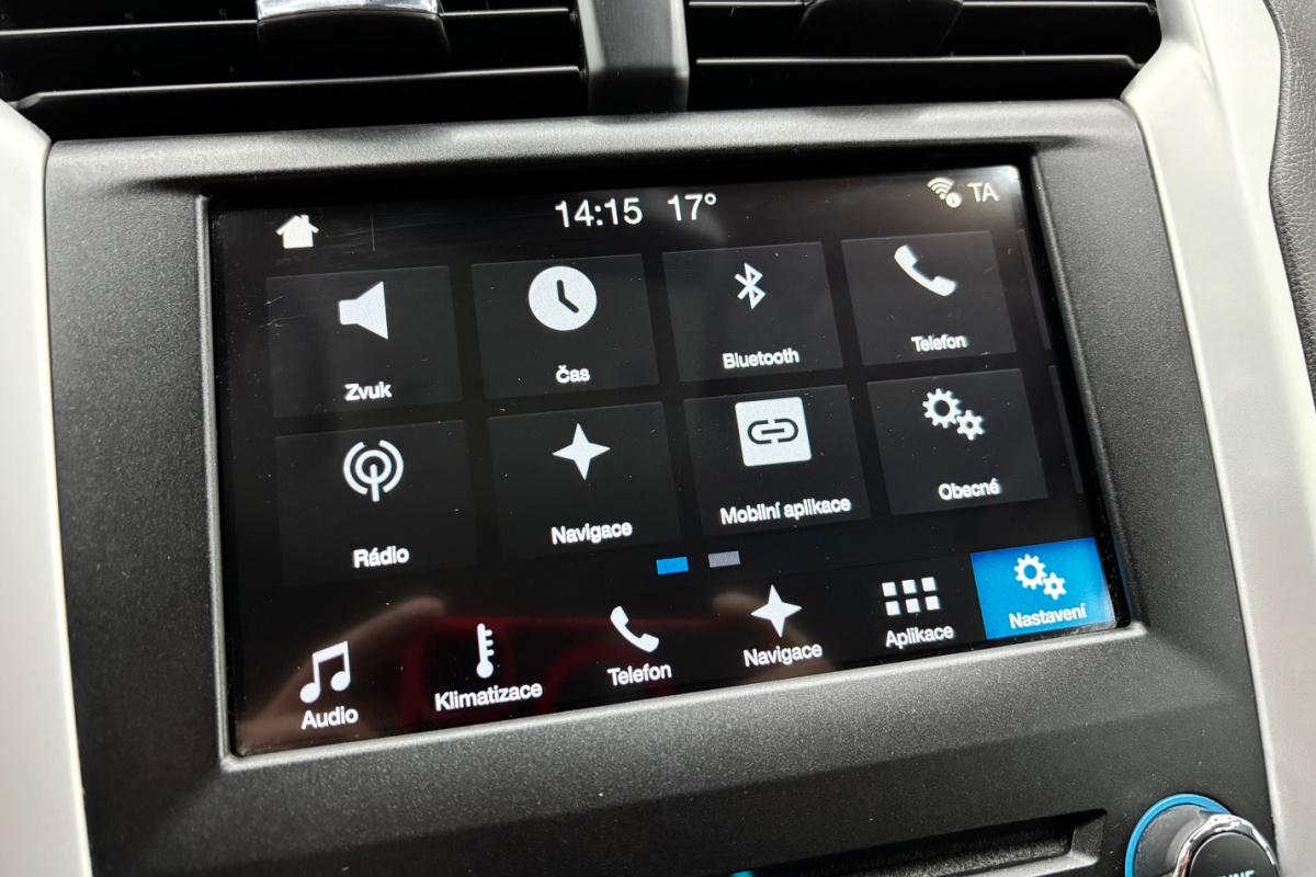 Ponuka vozidiel / Ford Mondeo Combi 2.0 TDCi Duratorq Titanium A/T - video