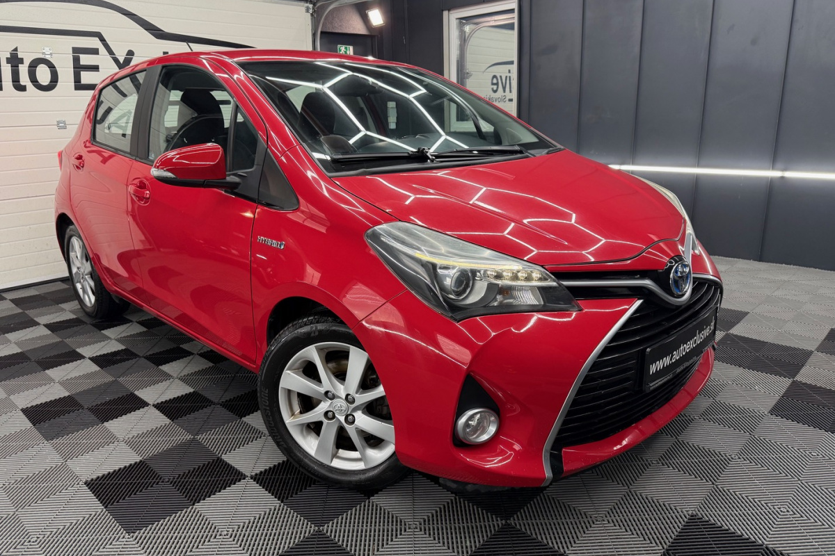 Ponuka vozidiel / Toyota Yaris 1.5 Benzín Automat - video