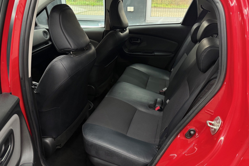  Ponuka vozidiel / Toyota Yaris 1.5 Benzín Automat - video