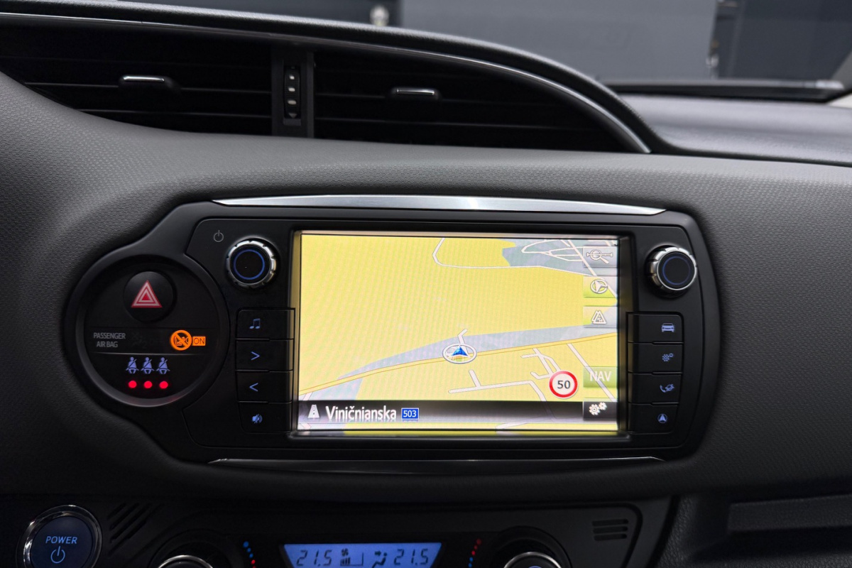 Ponuka vozidiel / Toyota Yaris 1.5 Benzín Automat - video