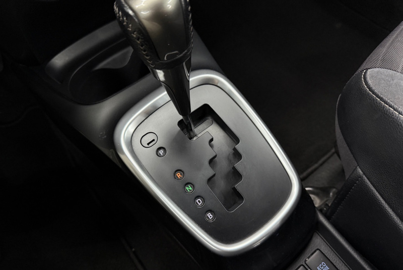 Ponuka vozidiel / Toyota Yaris 1.5 Benzín Automat - video Ponuka vozidiel / Toyota Yaris 1.5 Benzín Automat - video