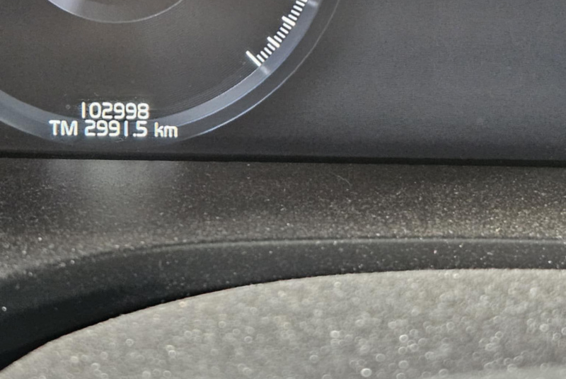  Ponuka vozidiel / Volvo V60 B3 Momentum A/T - video