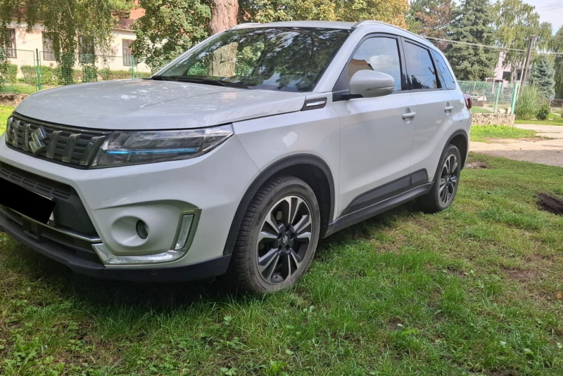  Ponuka vozidiel / Suzuki Vitara 1.4 BoosterJet Mildhybrid Premium 4WD - video