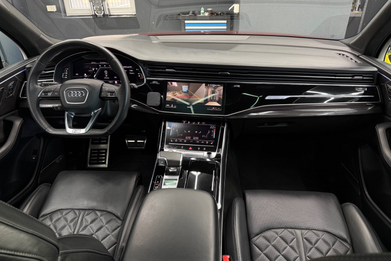 Ponuka vozidiel / Audi SQ7 4.0 TDi V8 320kW Quattro - video Ponuka vozidiel / Audi SQ7 4.0 TDi V8 320kW Quattro - video