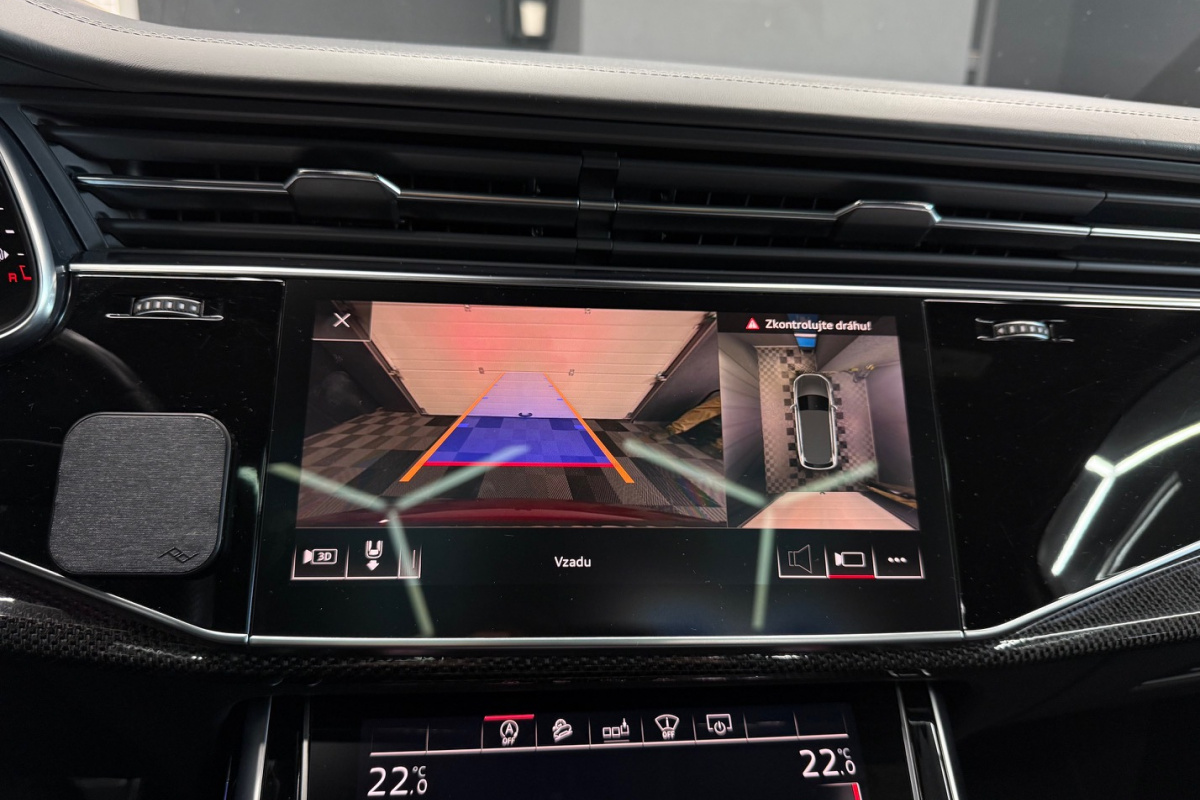 Ponuka vozidiel / Audi SQ7 4.0 TDi V8 320kW Quattro - video