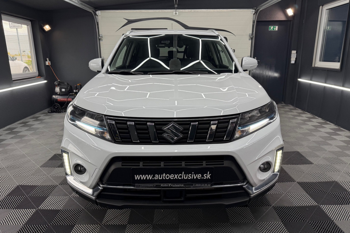 Ponuka vozidiel / Suzuki Vitara 1.4 BoosterJet Mildhybrid Premium 4WD - video