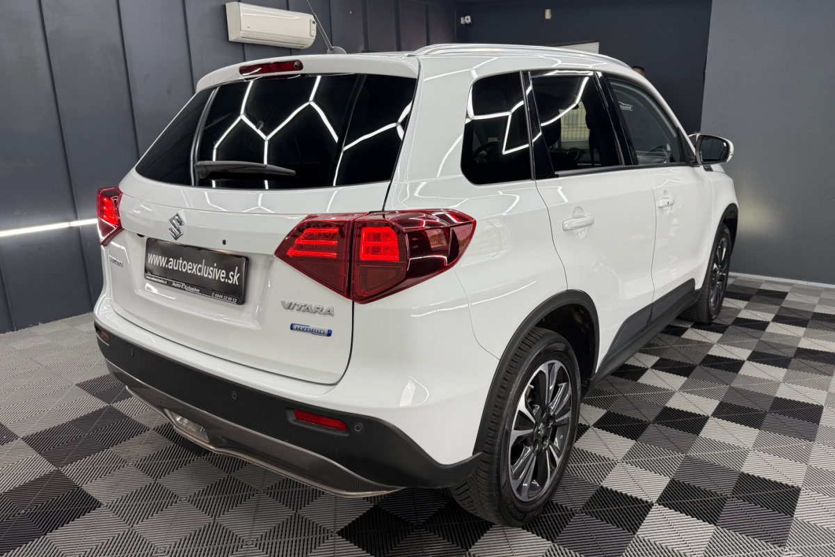 Ponuka vozidiel / Suzuki Vitara 1.4 BoosterJet Mildhybrid Premium 4WD - video