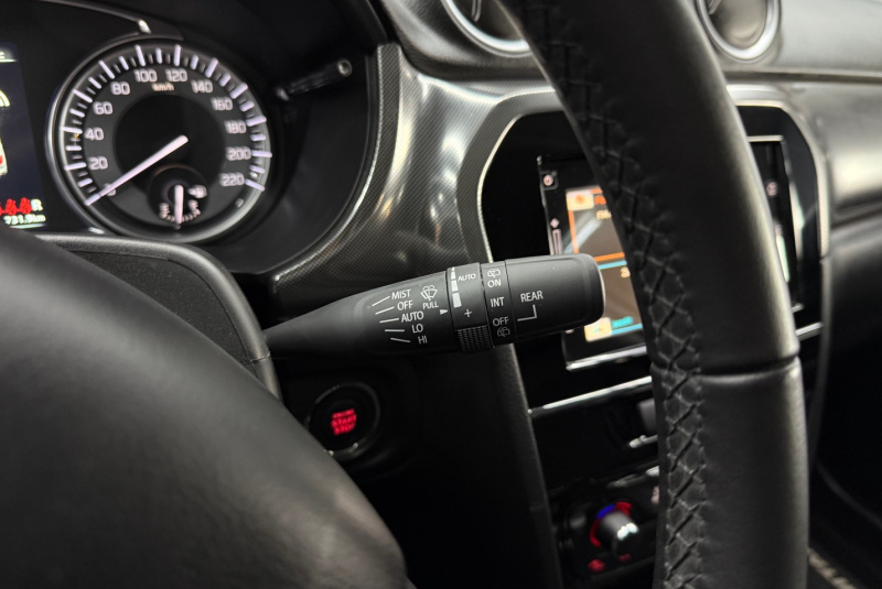  Ponuka vozidiel / Suzuki Vitara 1.4 BoosterJet Mildhybrid Premium 4WD - video