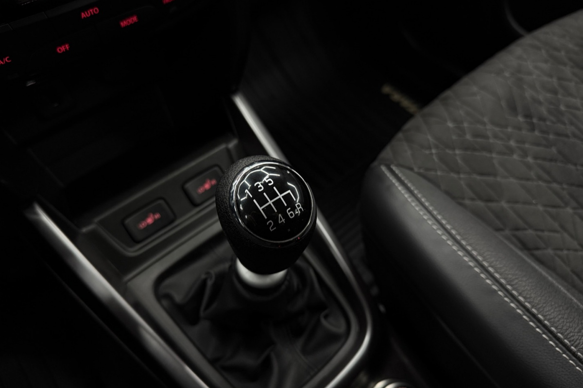 Ponuka vozidiel / Suzuki Vitara 1.4 BoosterJet Mildhybrid Premium 4WD - video