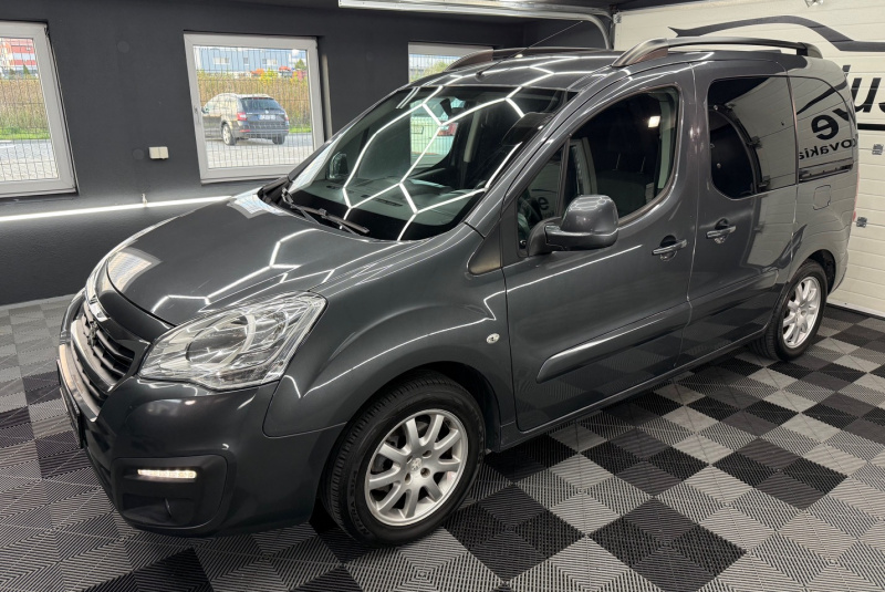 Ponuka vozidiel / Peugeot Partner Tepee Teepe 1.6 VTi Active - video
