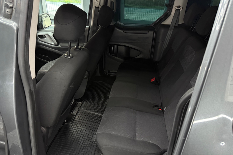  Ponuka vozidiel / Peugeot Partner Tepee Teepe 1.6 VTi Active - video