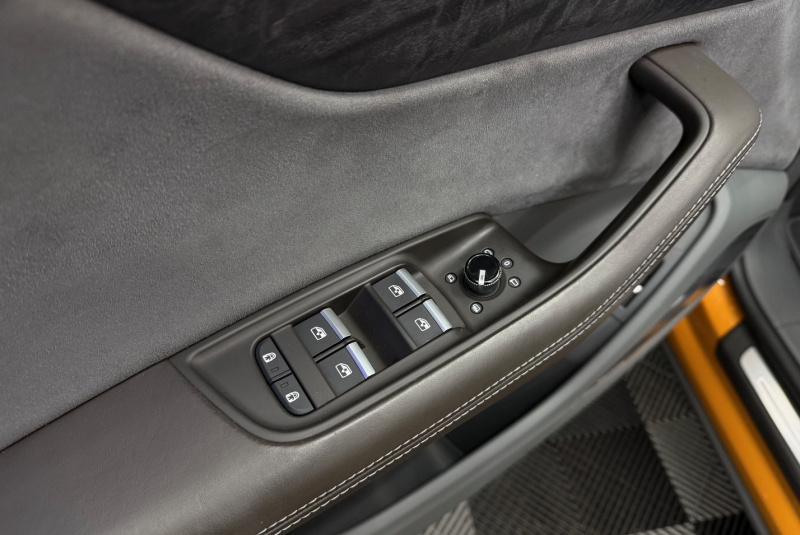 Ponuka vozidiel / Audi Q8 50 3.0 TDI mHEV quattro tiptronic - video Ponuka vozidiel / Audi Q8 50 3.0 TDI mHEV quattro tiptronic - video