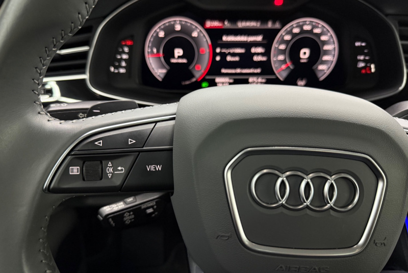 Ponuka vozidiel / Audi Q8 50 3.0 TDI mHEV quattro tiptronic - video Ponuka vozidiel / Audi Q8 50 3.0 TDI mHEV quattro tiptronic - video