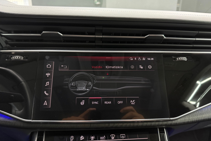 Ponuka vozidiel / Audi Q8 50 3.0 TDI mHEV quattro tiptronic - video Ponuka vozidiel / Audi Q8 50 3.0 TDI mHEV quattro tiptronic - video