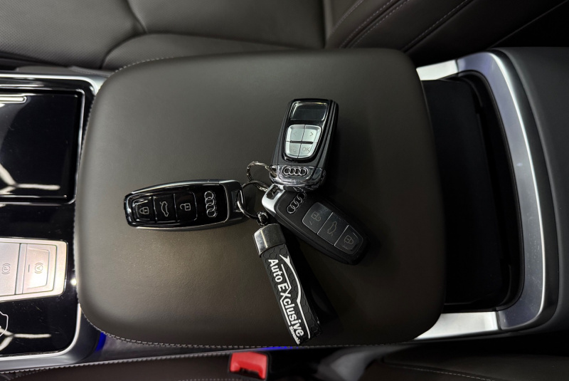 Ponuka vozidiel / Audi Q8 50 3.0 TDI mHEV quattro tiptronic - video Ponuka vozidiel / Audi Q8 50 3.0 TDI mHEV quattro tiptronic - video