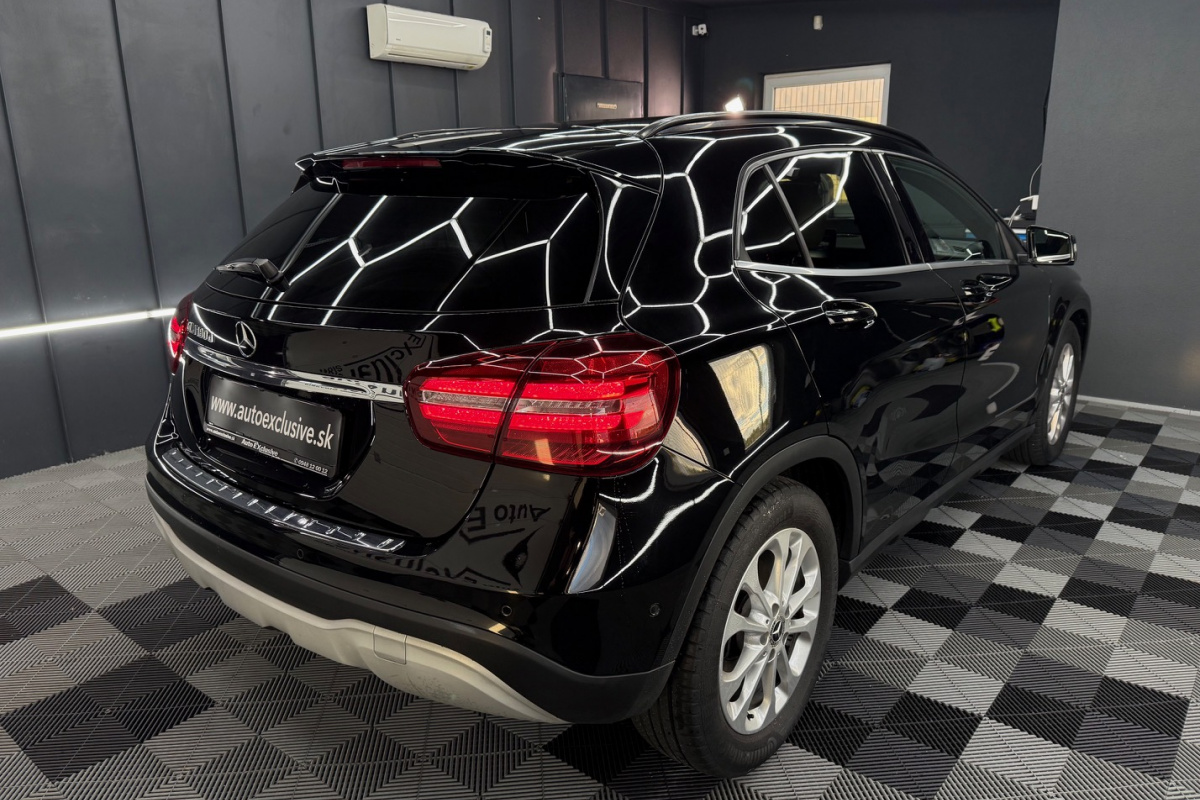 Ponuka vozidiel / Mercedes-Benz GLA 180 d A/T - video