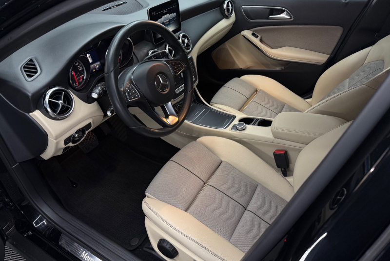  Ponuka vozidiel / Mercedes-Benz GLA 180 d A/T - video