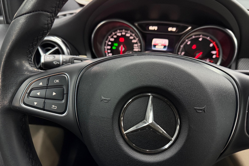  Ponuka vozidiel / Mercedes-Benz GLA 180 d A/T - video