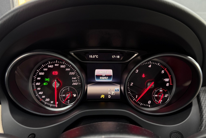  Ponuka vozidiel / Mercedes-Benz GLA 180 d A/T - video