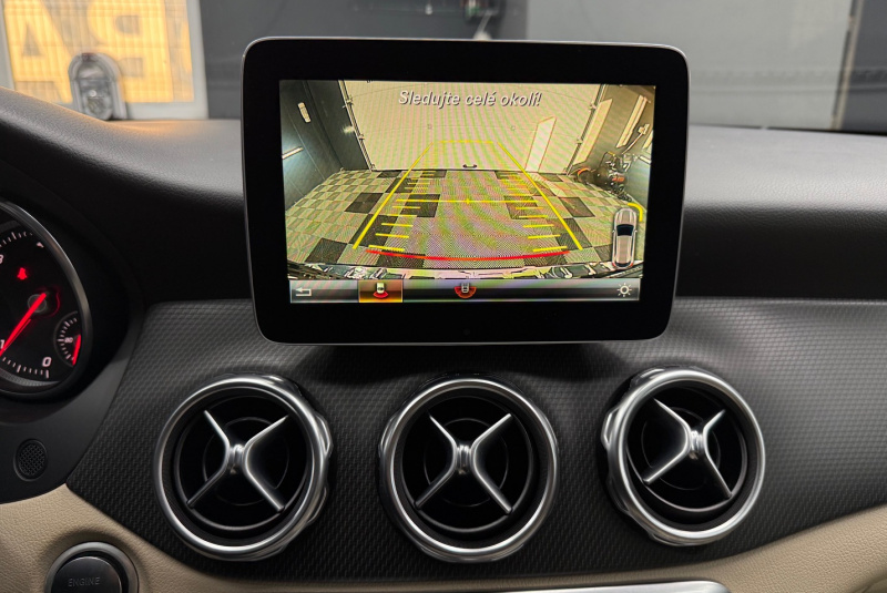  Ponuka vozidiel / Mercedes-Benz GLA 180 d A/T - video