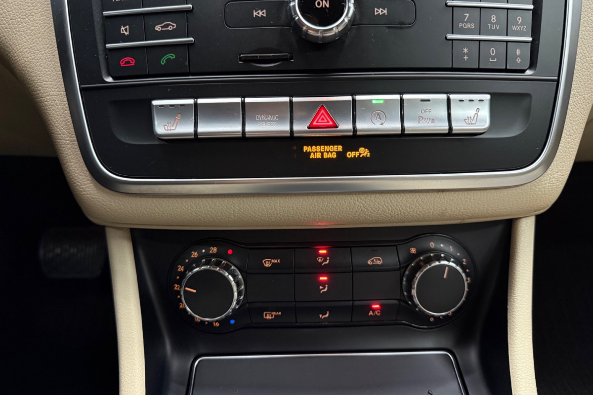 Ponuka vozidiel / Mercedes-Benz GLA 180 d A/T - video