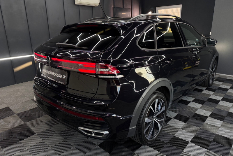  Ponuka vozidiel / Volkswagen Taigo 1.0 TSI R-Line DSG - video