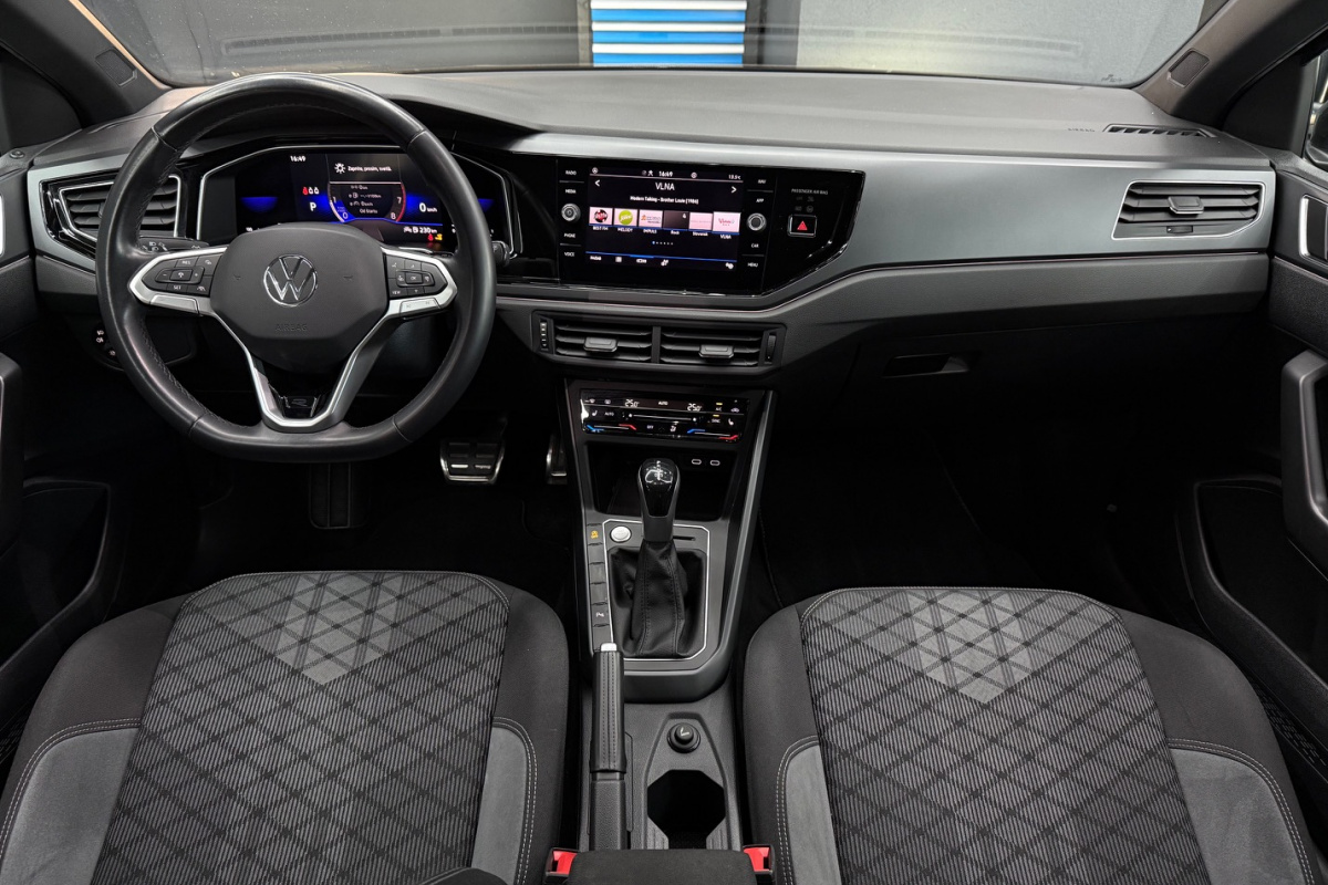 Ponuka vozidiel / Volkswagen Taigo 1.0 TSI R-Line DSG - video