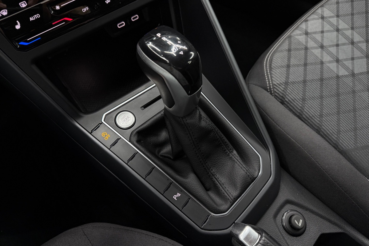 Ponuka vozidiel / Volkswagen Taigo 1.0 TSI R-Line DSG - video