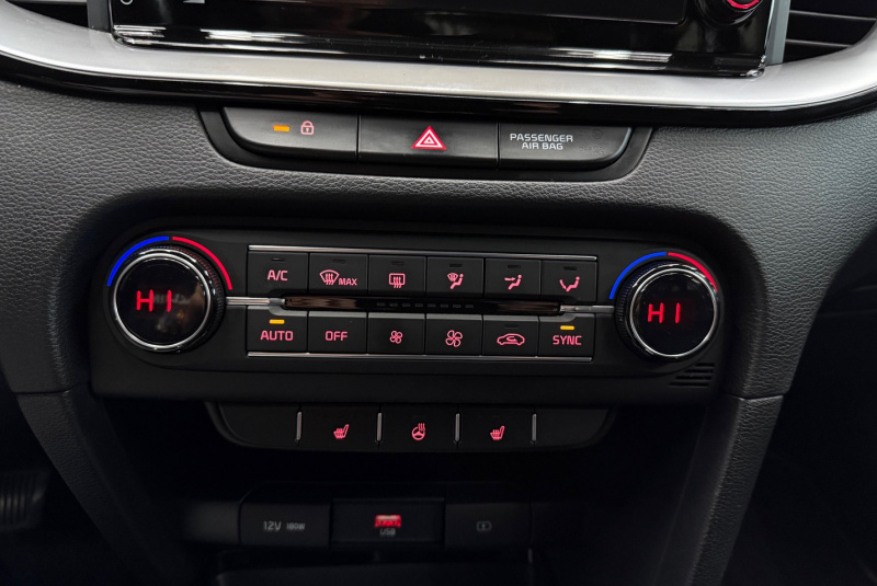 Ponuka vozidiel / Kia Ceed SW 1.6 CRDi 136k Platinum A/T - video Ponuka vozidiel / Kia Ceed SW 1.6 CRDi 136k Platinum A/T - video