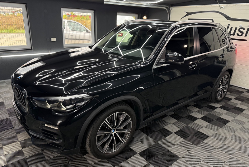  Ponuka vozidiel / BMW X5 xDrive 45e - video