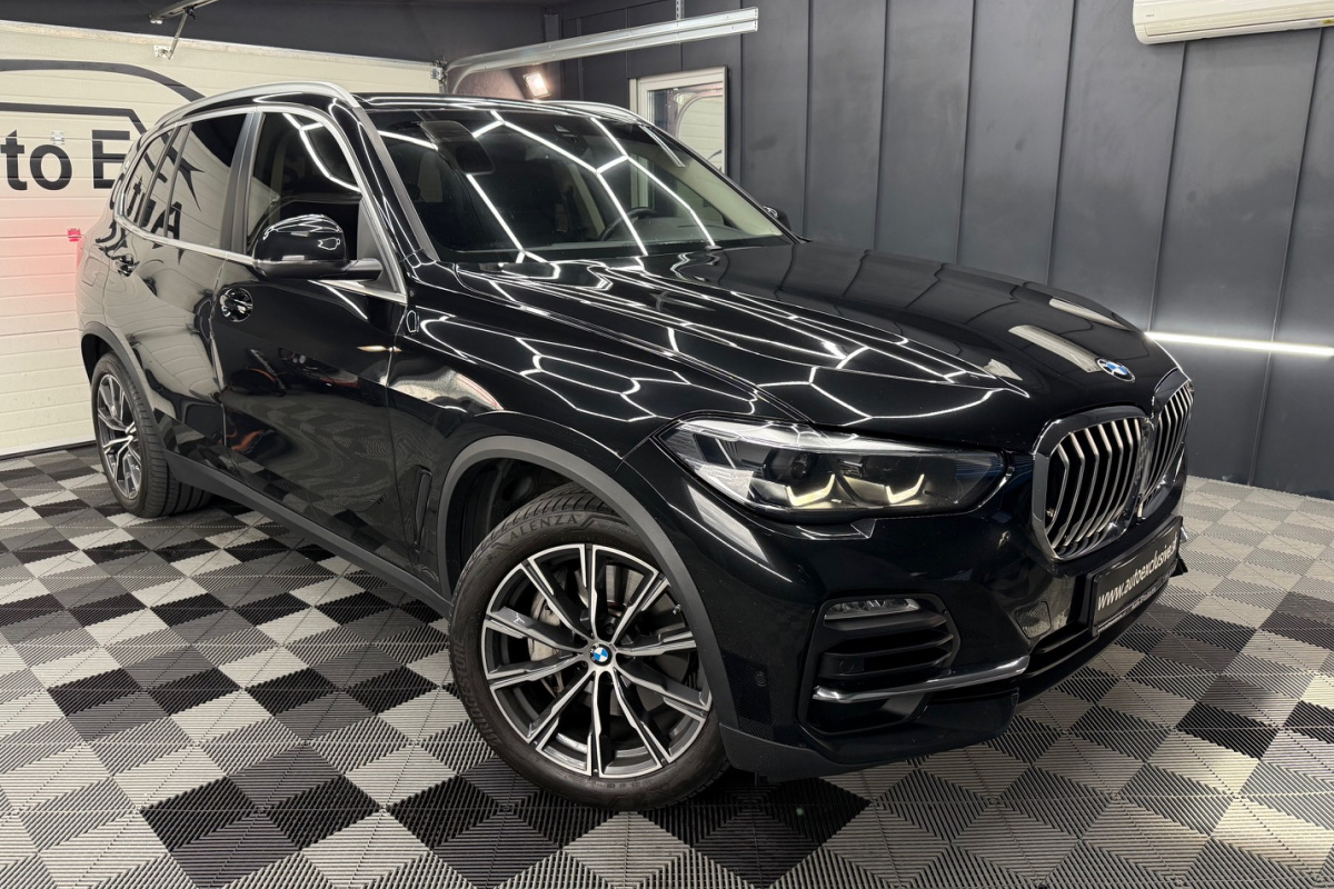 Ponuka vozidiel / BMW X5 xDrive 45e - video