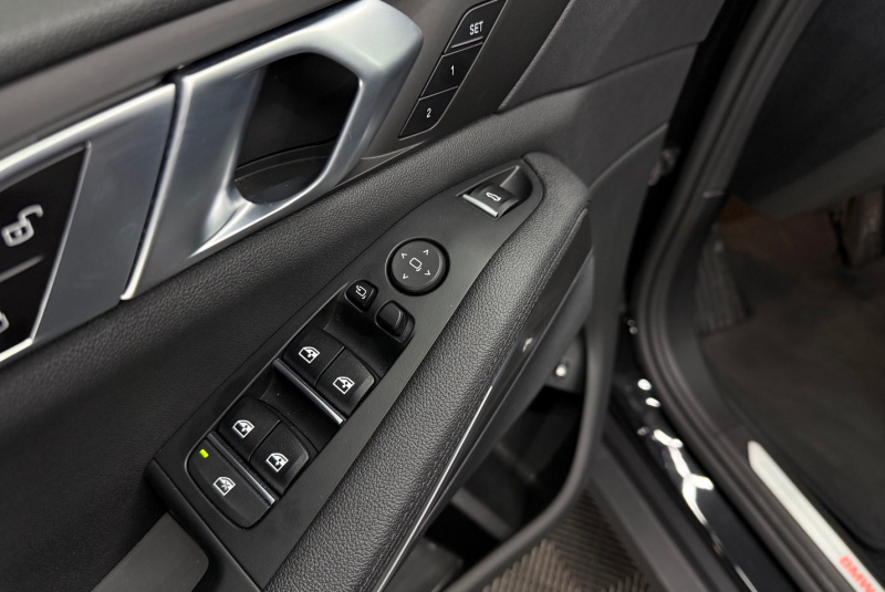  Ponuka vozidiel / BMW X5 xDrive 45e - video