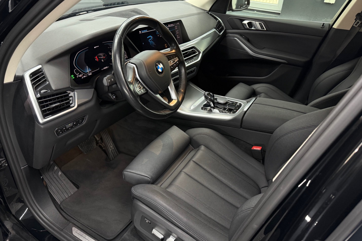 Ponuka vozidiel / BMW X5 xDrive 45e - video