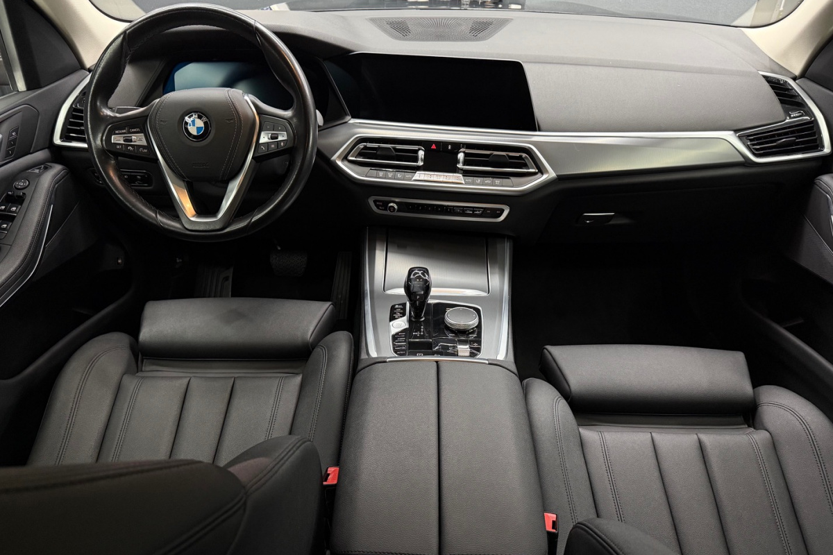 Ponuka vozidiel / BMW X5 xDrive 45e - video