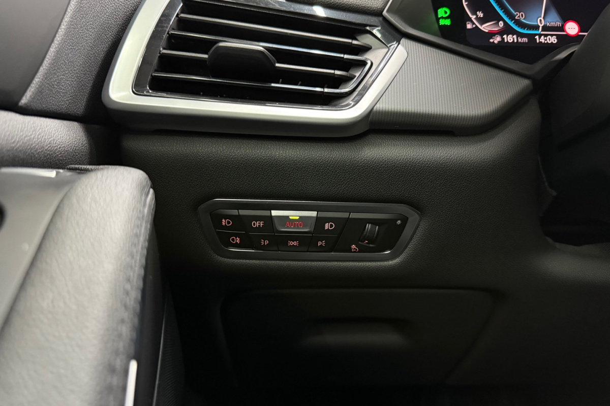 Ponuka vozidiel / BMW X5 xDrive 45e - video