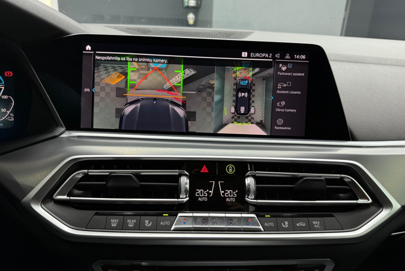 Ponuka vozidiel / BMW X5 xDrive 45e - video