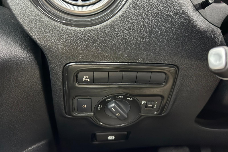  Ponuka vozidiel / Mercedes-Benz Vito Tourer 116 CDI 7-MIESTNE LUXURY - video