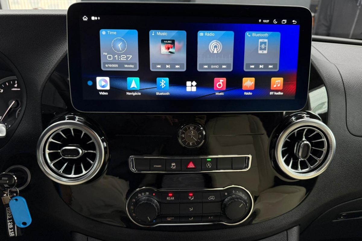 Ponuka vozidiel / Mercedes-Benz Vito Tourer 116 CDI 7-MIESTNE LUXURY - video