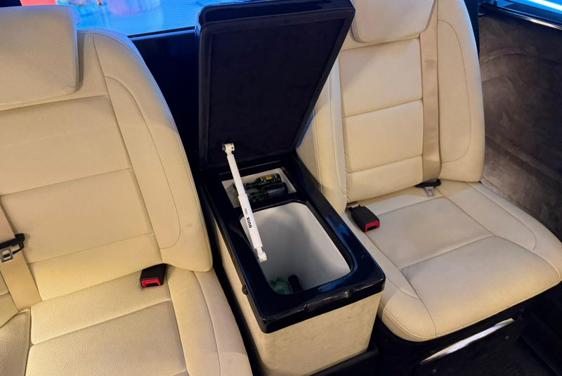 Ponuka vozidiel / Mercedes-Benz Vito Tourer 116 CDI 7-MIESTNE LUXURY - video Ponuka vozidiel / Mercedes-Benz Vito Tourer 116 CDI 7-MIESTNE LUXURY - video