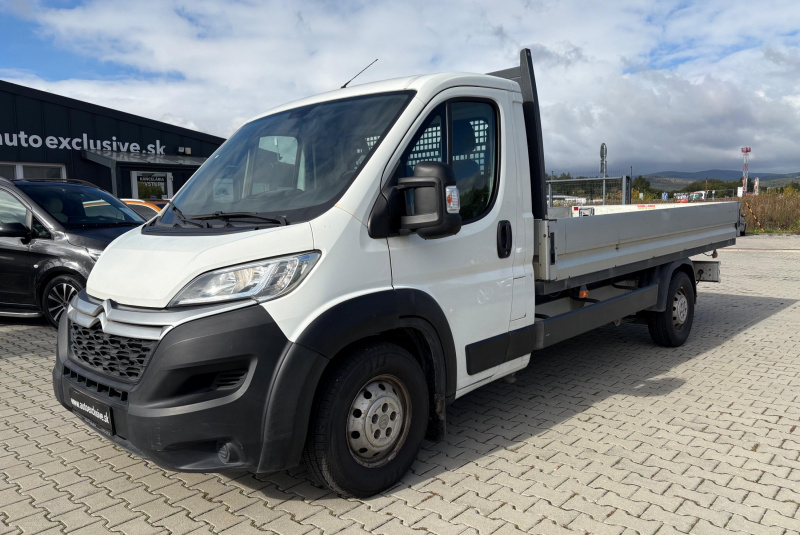  Ponuka vozidiel / Citroën Jumper Valník 2.0 BlueHDi 130k 35 L4 - video