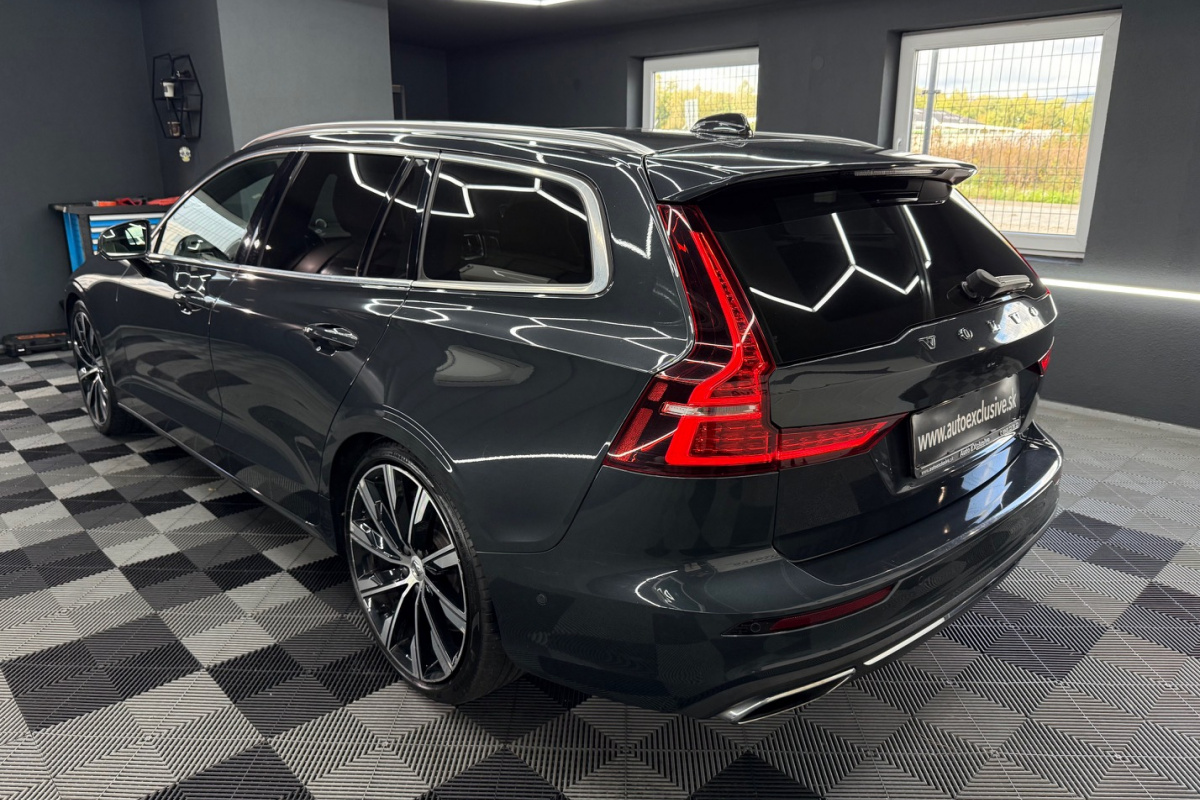 Ponuka vozidiel / Volvo V60 T6 Inscription AWD A/T - video Ponuka vozidiel / Volvo V60 T6 Inscription AWD A/T - video
