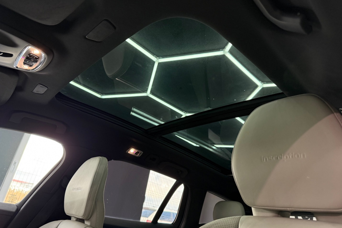 Ponuka vozidiel / Volvo V60 T6 Inscription AWD A/T - video Ponuka vozidiel / Volvo V60 T6 Inscription AWD A/T - video