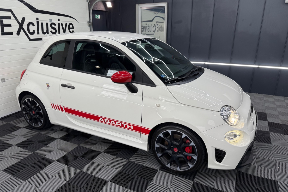 Ponuka vozidiel / Abarth 500 A/T - video