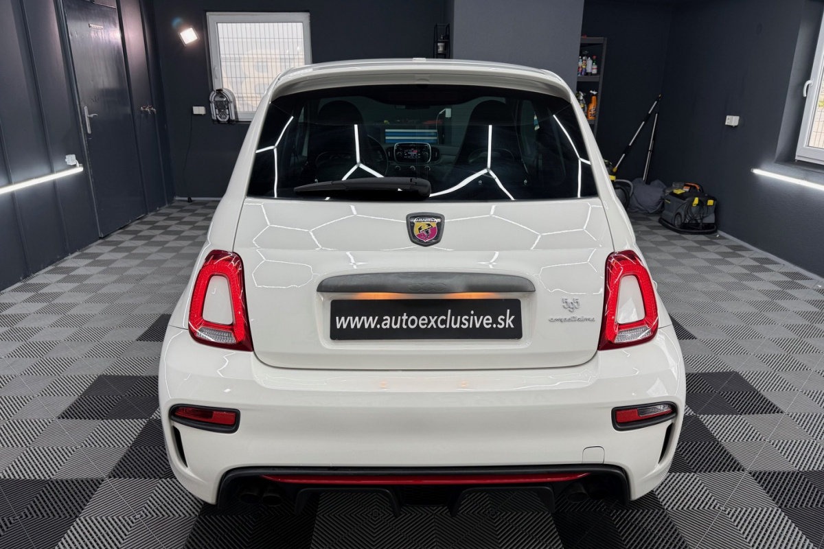 Ponuka vozidiel / Abarth 500 A/T - video