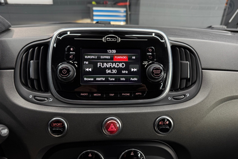  Ponuka vozidiel / Abarth 500 A/T - video